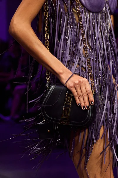 Look 89